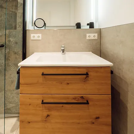 Quartier 18 - 2 Komfort-appartement 48 M Apparto 그로미츠