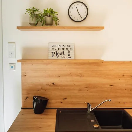 Quartier 18 - 2 Komfort-appartement 48 M Apparto 아파트 그로미츠